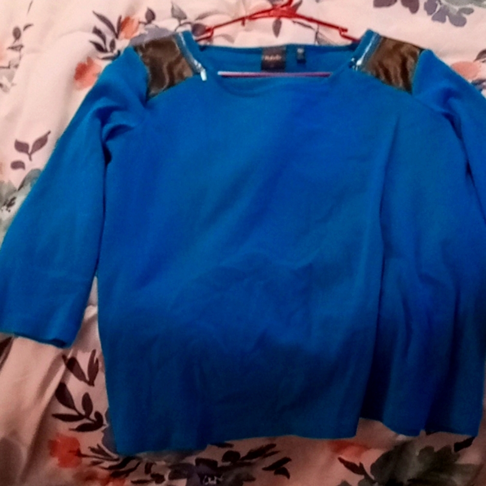 Blue blouse